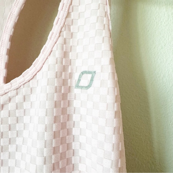 Lorna Jane Pink Rhythm Excel Pink Tank Top - Picture 7 of 12